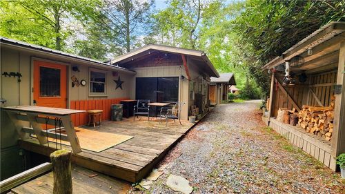 23 Grouse Cir, Newland, NC, 28657-8252 | Card Image