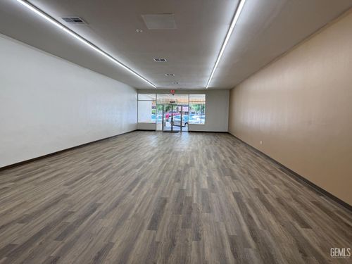 1208 Main St, Delano, CA, 93215-1736 | Card Image