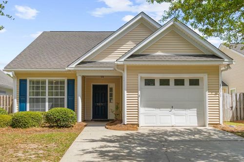 9271 Ayscough Rd, Summerville, SC, 29485-8578 | Card Image