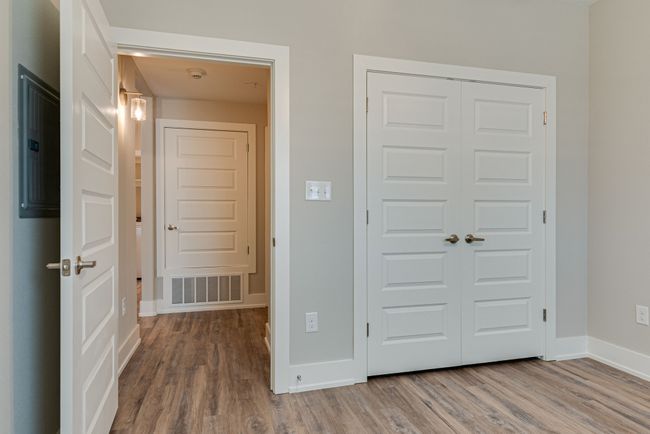 UNIT-105 - 115 W Jones St, Condo with 2 bedrooms, 2 bathrooms and null parking in Krum TX | Image 9