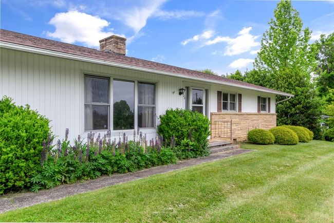208 Mountain View Avenue, House other with 3 bedrooms, 2 bathrooms and 2 parking in Rural Retreat VA | Image 5
