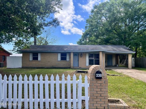 4431 Yorkshire Dr, Moss Point, MS, 39563-5639 | Card Image