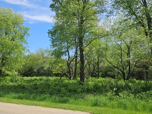 226 Platte Dr, DIXON, IL, 61021-7381 | Card Image