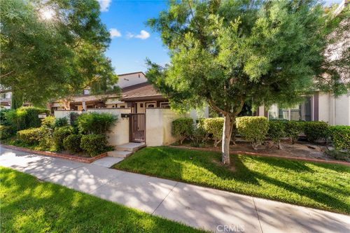 24752 Masters Cup Way, Valencia, CA, 91355-2307 | Card Image