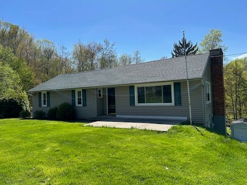 600 Avonia Rd, Fairview, PA, 16415-1427 | Card Image
