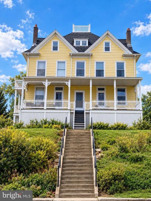 235 W Main Street, MIDDLETOWN, PA, 17057 | Card Image