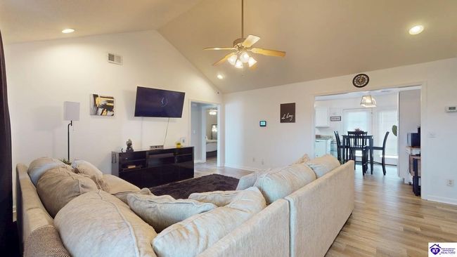 100 Derbyshire Ct, House other with 3 bedrooms, 2 bathrooms and null parking in Radcliff KY | Image 5