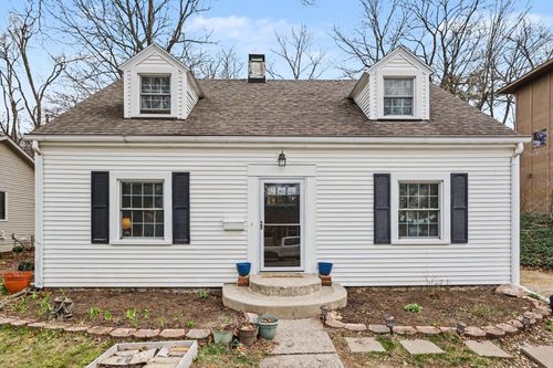 1902 Greenlawn Ave, Kalamazoo, MI, 49006-4325 | Card Image