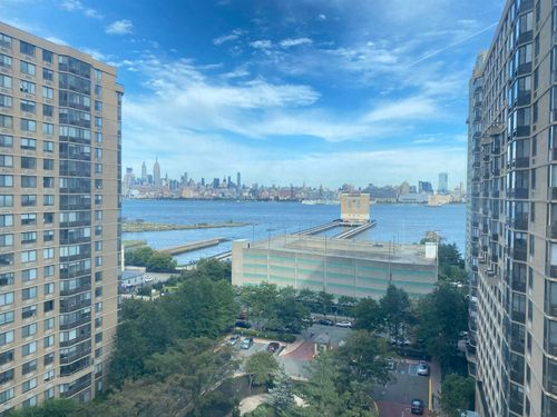 apt-1402-45 River Dr S, Jersey City, NJ, 07310-3716 | Card Image