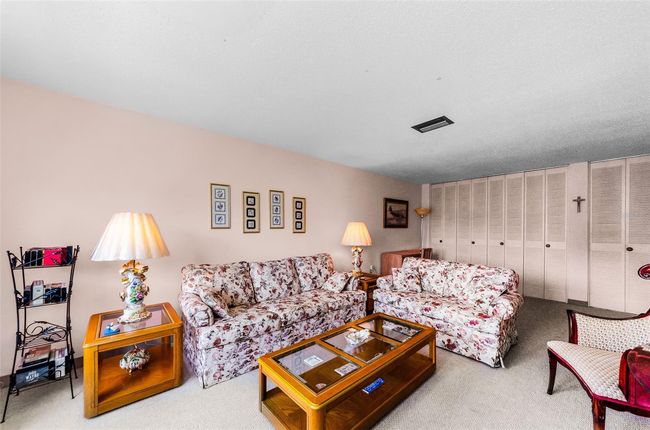 APT-1206 - 2700 Bayshore Blvd, Condo with 2 bedrooms, 1 bathrooms and null parking in DUNEDIN FL | Image 21