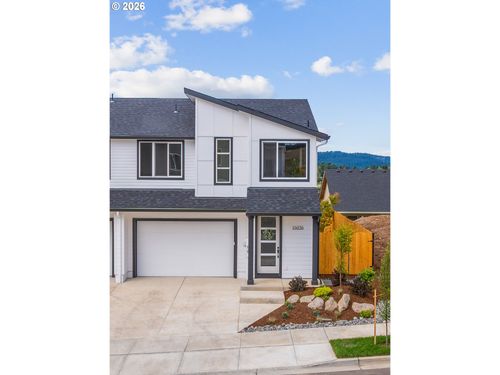 16036 Serres Farms Way, Oregon City, OR, 97045-8336 | Card Image