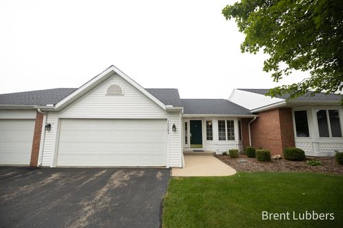 7-10283 Castlecourt, Holland Charter Township, MI, 49464 | Card Image