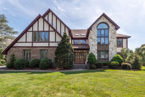 13 Fox Run, North Caldwell, NJ, 07006-4173 | Card Image