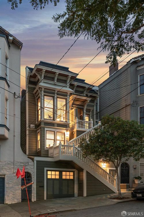 4431 19th St, San Francisco, CA, 94114-2430 | Card Image