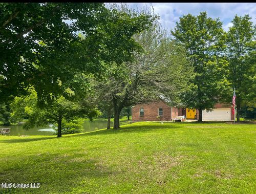 6640 Poplar Corner Rd, Walls, MS, 38680-9192 | Card Image