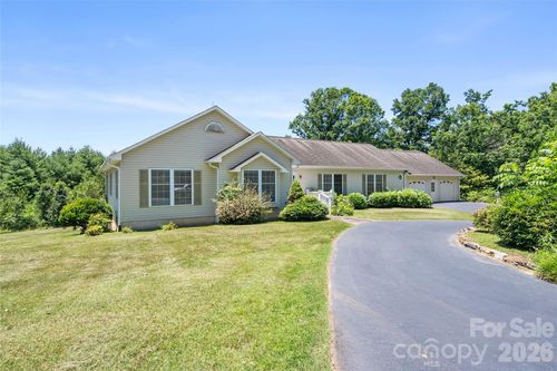 28 Song Bird Ln, Weaverville, NC, 28787-8800 | Card Image