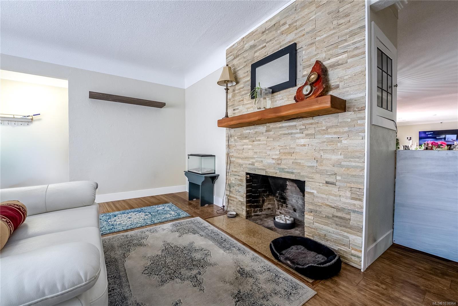 Residential in Saanich 5