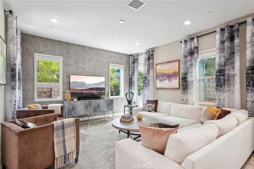 131 Spiral, Irvine, CA, 92618-1367 | Card Image