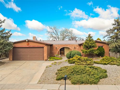 2805 Camino Del Bosque, Santa Fe, NM, 87507-5324 | Card Image