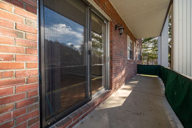 APT-6 - 237 N Main St, Condo with 2 bedrooms, 1 bathrooms and 2 parking in Andover MA | Image 13