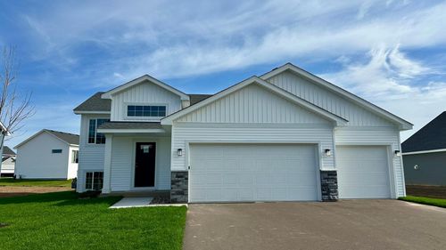 610 Grouse Way, New Richmond, WI, 54017 | Card Image
