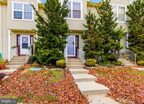 64 Yellowwood Ct, GLASSBORO, NJ, 08028-2808 | Card Image