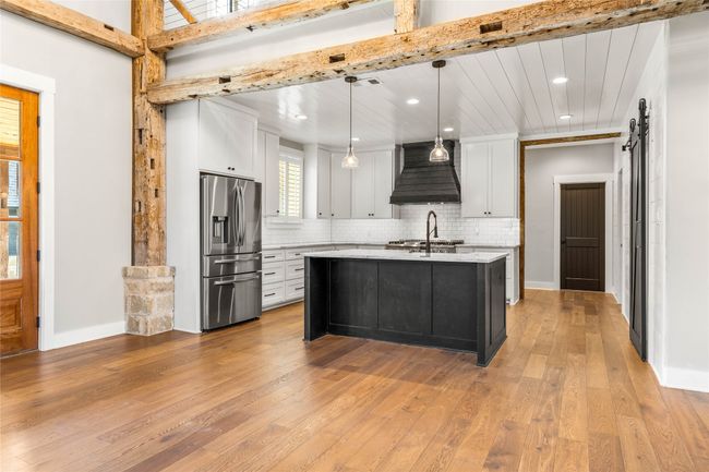8300 Spicewood Springs Rd, House other with 4 bedrooms, 4 bathrooms and null parking in China Spring TX | Image 5