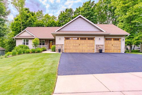212 Tuzigoot Ln, Wausau, WI, 54403-9360 | Card Image