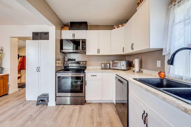2026 26 Avenue, House other with 1 bedrooms, 2 bathrooms and 2 parking in Delburne AB | Image 11