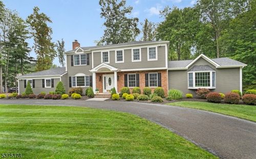 51 Red Hill Rd, Warren, NJ, 07059-5550 | Card Image