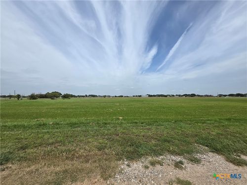 1239 Thunderbird Dr, Palacios, TX, 77465 | Card Image