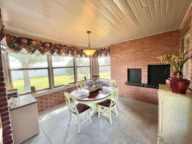 38364 200 Th St, House other with 3 bedrooms, 3 bathrooms and null parking in Springfield MN | Image 73