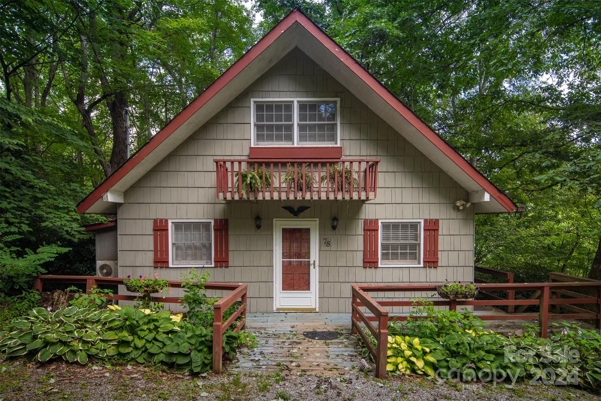 Mason Ln, Newland, NC 28657