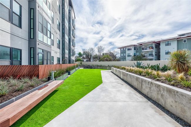 APT-233 - 800 Embassy Dr, Condo with 1 bedrooms, 1 bathrooms and 1 parking in Austin TX | Image 31