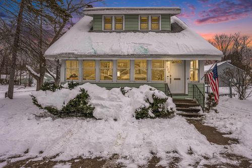 926 Washburn Ave, Kalamazoo, MI, 49048-2189 | Card Image