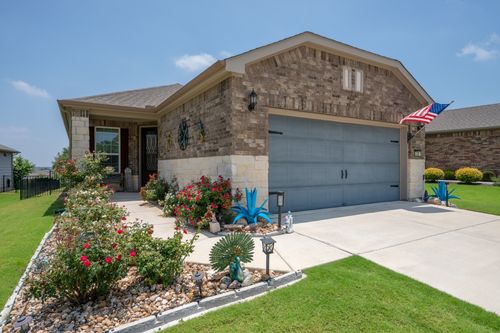 202 Yorktown Street, Georgetown, TX, 78633 | Card Image