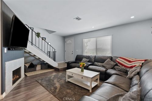 22524 Paseo Terraza, Santa Clarita, CA, 91350-2204 | Card Image