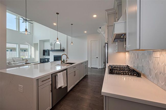 29851 Aaron River Trl, House other with 5 bedrooms, 6 bathrooms and 3 parking in Fulshear TX | Image 18