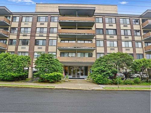 apt-3k-155 Brewster Street, Bridgeport, CT, 06605 | Card Image