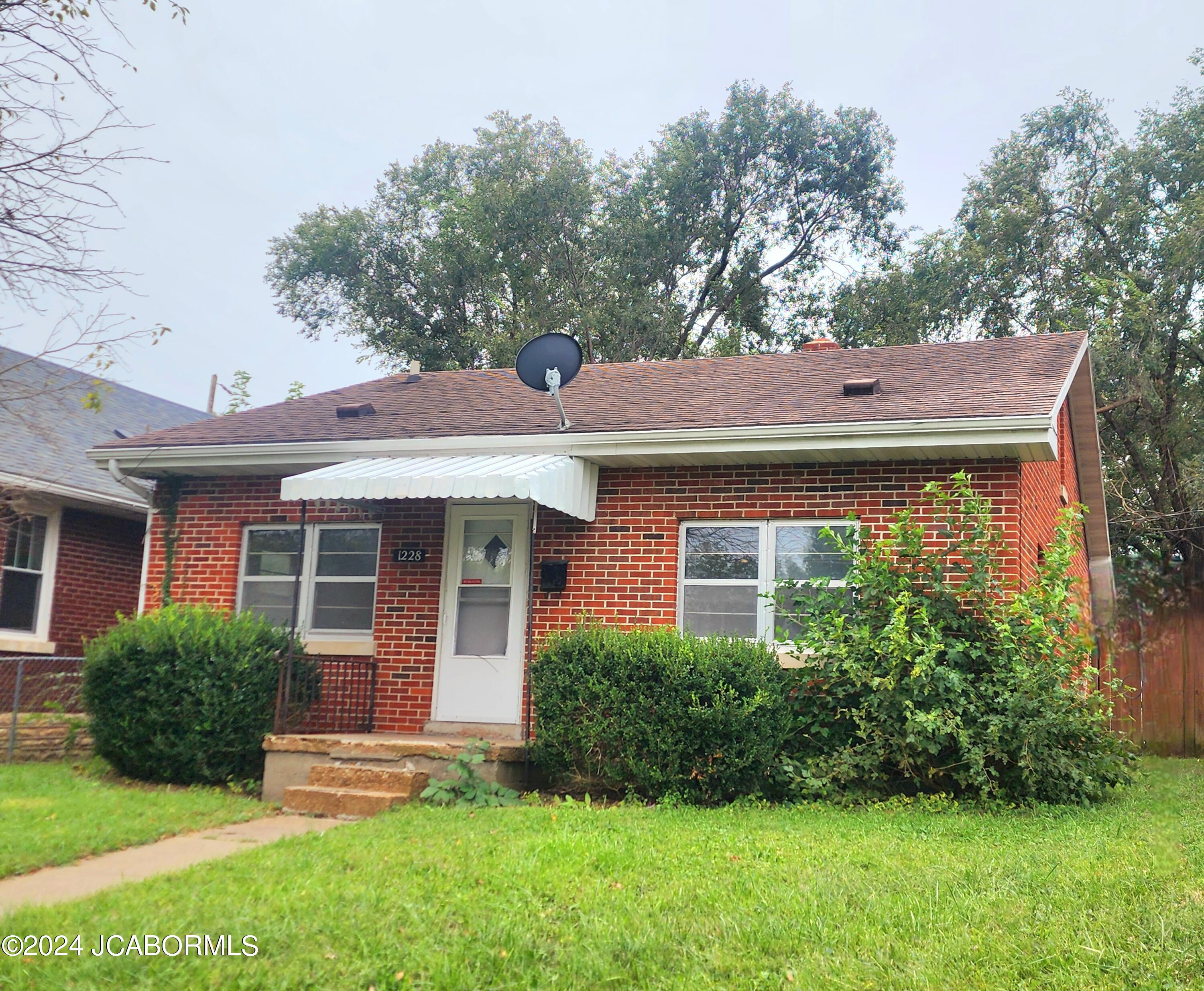 Riverside Dr, Jefferson City, MO 65101