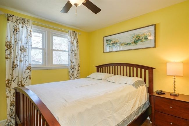 52 Main St, House other with 3 bedrooms, 1 bathrooms and 4 parking in Medway MA | Image 12