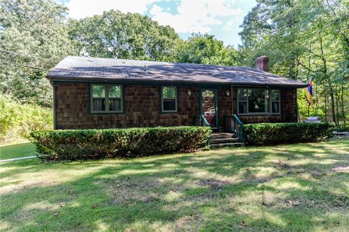 3776 S County Trl, Richmond, RI, 02892-1800 | Card Image