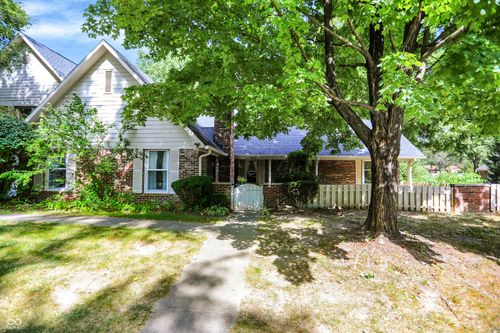 9110 Waymen Dr, Indianapolis, IN, 46268-1258 | Card Image