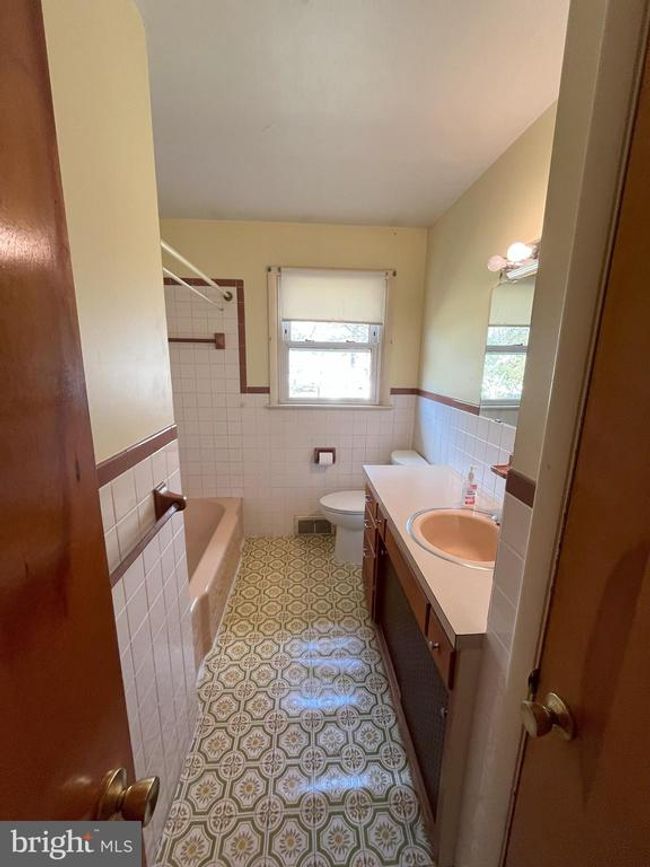 1895 Douglas Dr, House other with 3 bedrooms, 2 bathrooms and null parking in CARLISLE PA | Image 25