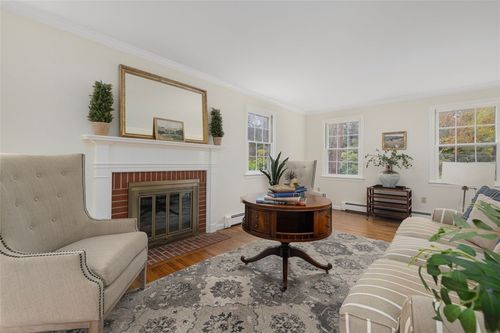 23 Conant Ln, Kingston, RI, 02881-1705 | Card Image