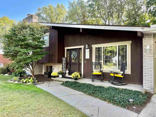 25154 S Magdalena St, Harrison Township, MI, 48045-3708 | Card Image