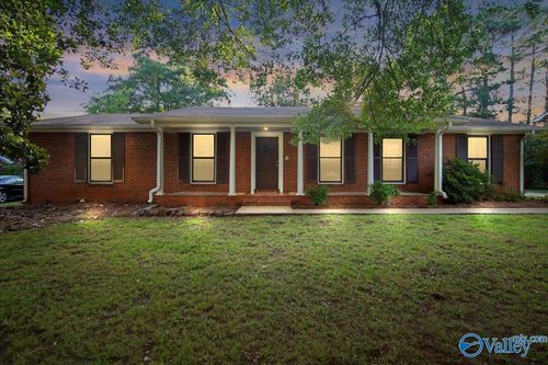 210 Spring Valley Ct Sw, Huntsville, AL, 35802-1506 | Card Image