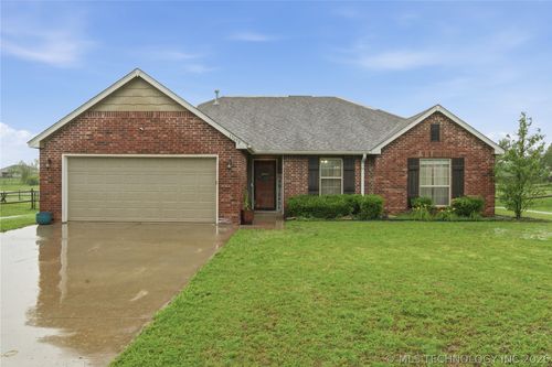 13690 N 113th East Ave, Collinsville, OK, 74021-3776 | Card Image