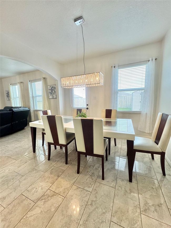 5723 Treasure Cove Rd, House other with 3 bedrooms, 3 bathrooms and 2 parking in Cove TX | Image 5