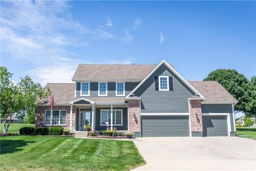 4532 Sw Gull Point Dr, Lee's Summit, MO, 64082-3500 | Card Image